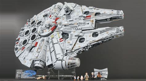 LEGO Star Wars UCS 75192 Millennium Falcon review