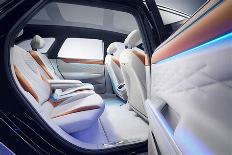 Volkswagen ID. Space Vizzion Revealed, Production Version Confirmed for ...