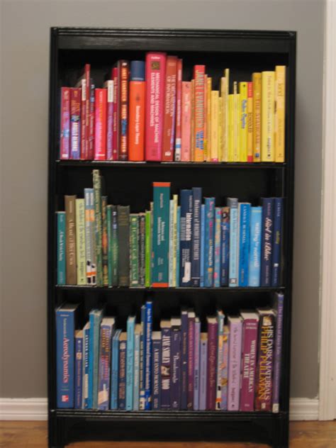 My rainbow bookshelf | Bookshelves in bedroom, Bedroom rainbow, Bookshelves