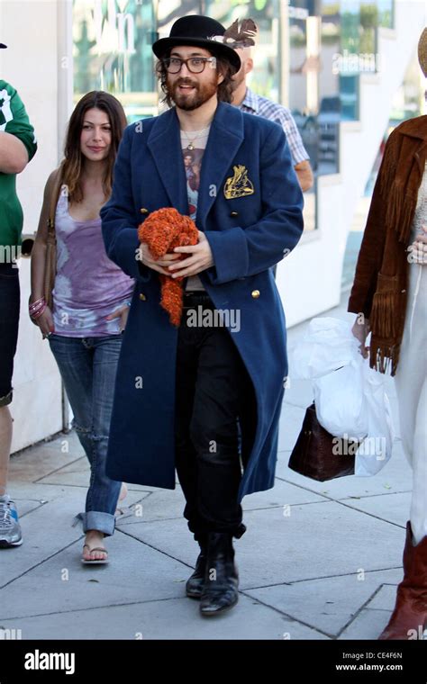 Sean Lennon And His Girlfriend Charlotte Kemp Shopping At Urth Cafe ...