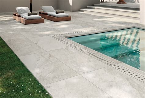 outdoor porcelain tiles