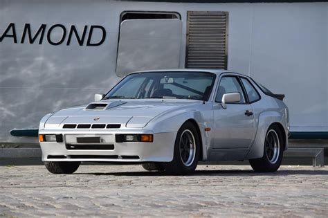 photo PORSCHE 924 2.0 Carrera GT coupé 1981 - Motorlegend.com