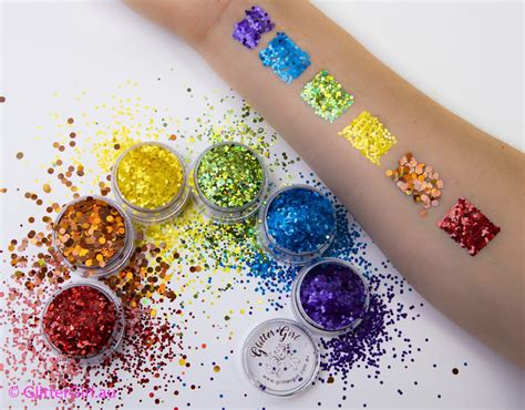 The Best Mardi Gras Glitter Festival Makeup looks to Sparkle like a ...