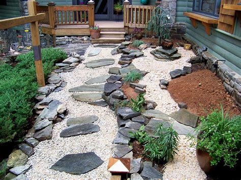 Quiet Corner:15 Stone Landscaping Ideas - Quiet Corner