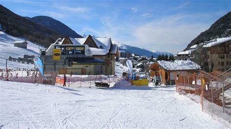 Aprica - Ski Trips for Schools and Groups