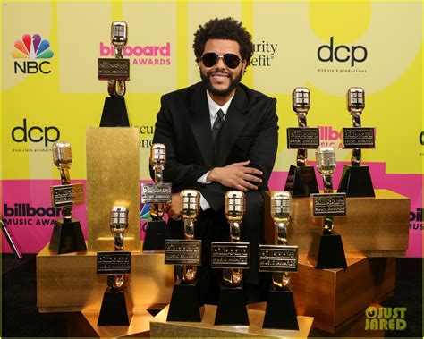 The Weeknd Tops Winners List at BBMAs 2021, Performs 'Save Your Tears ...