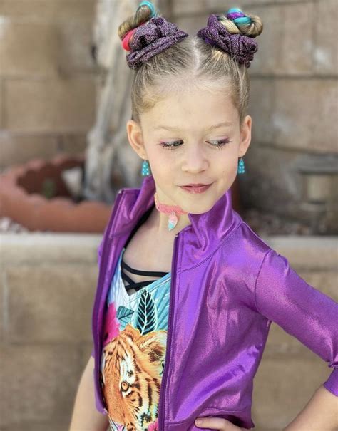 Briley, Dance Company, Mather, Starr, Ava, Art For Kids, Love Her, Hair Wrap, Child