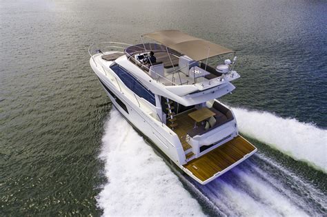 Prestige 460 - Power & Motoryacht