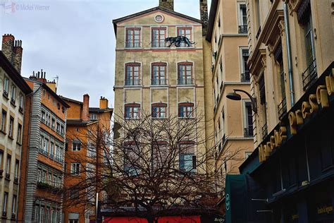Lyon – The Amazing Mural Paintings – Travel Information and Tips for France