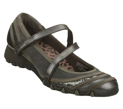 Skechers Mary Janes--These are SO my style--I have lots of them! | Skechers shoes, Skechers mary ...