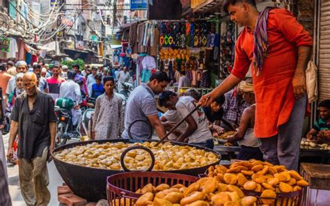 Old Delhi Private Walking Tour with Tuk-Tuk Ride & Street Food Tasting