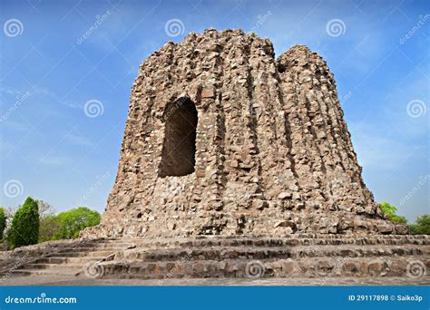 Uncompleted Alai Minar stock photo. Image of pillar, alai - 29117898