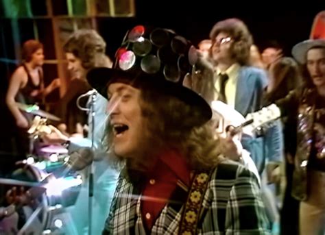 Slade’s ‘Merry Xmas Everybody’ celebrates 50 years & unveils new official video. – PlanetMosh