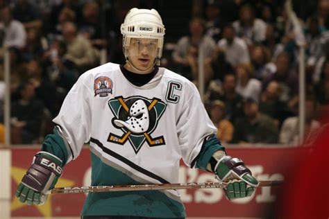 The Anaheim Ducks are bringing back the Mighty Ducks logo, but there are just a few problems ...