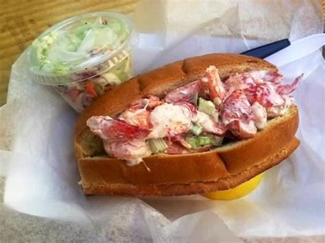 lobster-roll-djs-clam-shack | Food network recipes, Lobster roll, Food