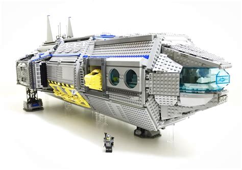 My huge spaceship MOC is almost finished! : lego