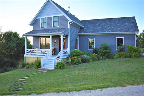 Farmhouse porch skirting - NewlyWoodwards