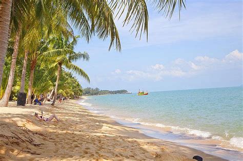 Maenam Beach North Koh Samui