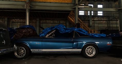 Suddenly found more than 200 rare classic cars inside an abandoned museum
