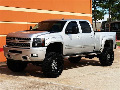 loaded 2012 Chevrolet Silverado 2500 LT lifted for sale