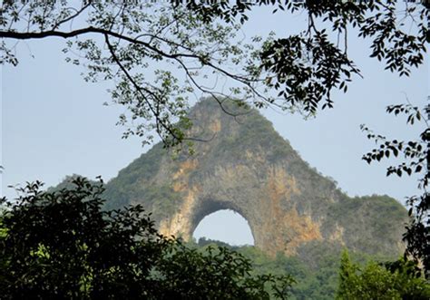 The Moon Hill Yangshuo, Moon Hill Climbing Yangshuo, Guilin