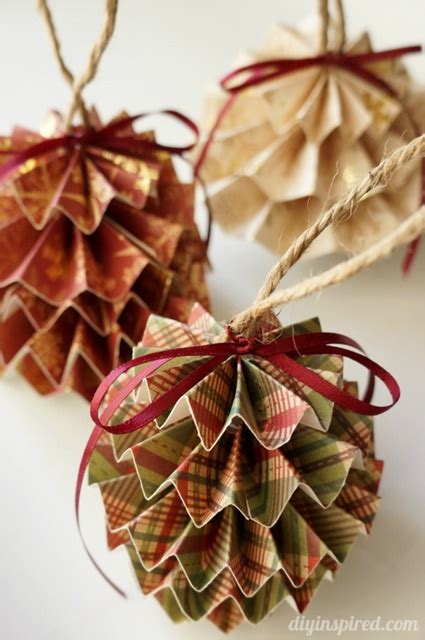 13 Handmade Christmas Ornaments - Town & Country Living