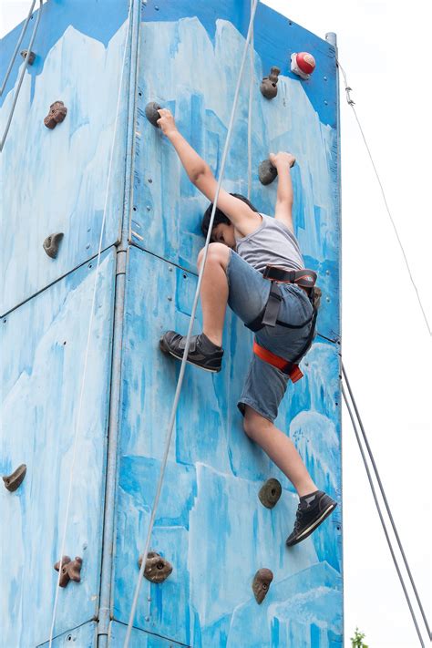 How to get Your Kids into Rock Climbing • Begin Climbing