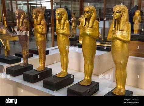 Egypt, Cairo, Egyptian museum of Cairo, Tutankhamun's treasure ...