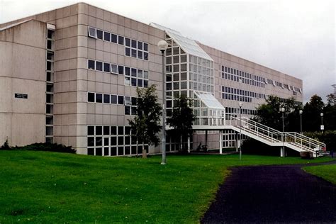 University College Dublin microbiology... © Joseph Mischyshyn cc-by-sa/2.0 :: Geograph Ireland