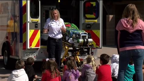 Scott Elementary Students meet first responders from their community ...