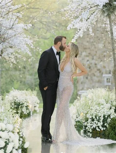 Paulina Gretzky Weds In A Crystal-Encrusted Wedding Dress