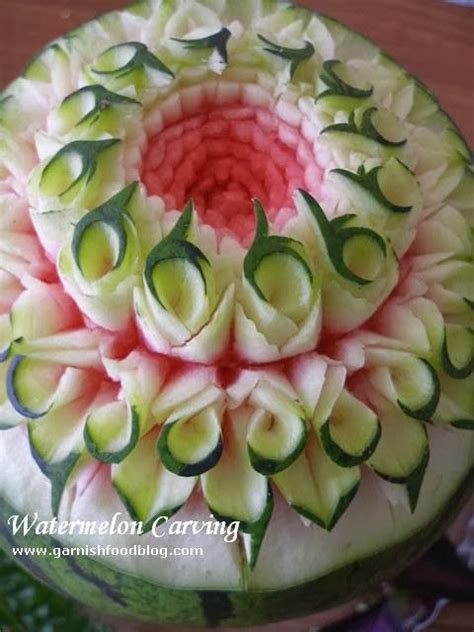 GarnishFoodBlog - Fruit Carving Arrangements and Food Garnishes ...