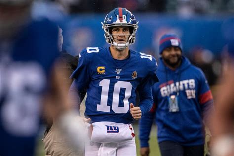 Eli Manning Announces His Retirement - The New York Times