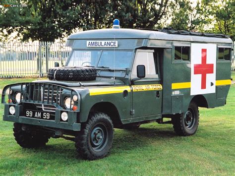 Photos of Land Rover Series III 109 Ambulance (1024x768)