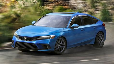 New 2022 Honda Civic hatchback revealed with manual option, two engines ...