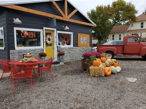 Spoons full of Sugar Boutique | Winterset, Iowa | Travel Iowa