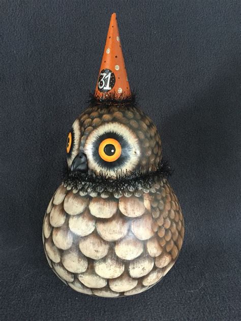 Halloween owl gourd art by Kim Gladfelter of Poplar Hollow Studio | Gourds crafts, Gourd art ...