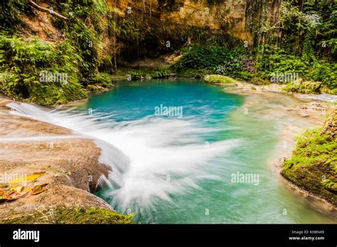 Jamaica blue hole waterfall tropical Stock Photo - Alamy