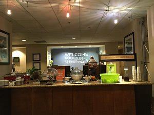 HAMPTON INN BROOKSVILLE DADE CITY $131 ($̶1̶5̶1̶) - Prices & Hotel ...