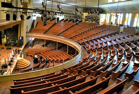 Tour the Ryman Auditorium in Nashville, Tennessee - Encircle Photos