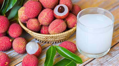 Lychee: Why You Should Stock Up On This Sweet Treat For Summer