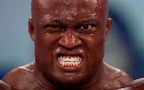 Watch: Bobby Lashley spears Omos through table at WWE Live Event