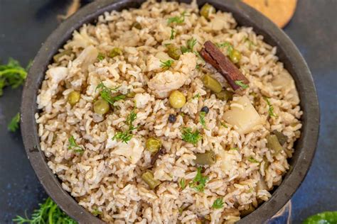 Brown Rice Pulao Recipe (Instant Pot + Pressure Cooker) + Video