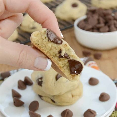 Cornstarch Chocolate Chip Cookies - Sweet Pea's Kitchen