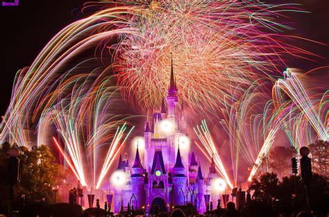 40 Awesometacular Fireworks Photos! - Disney Tourist Blog