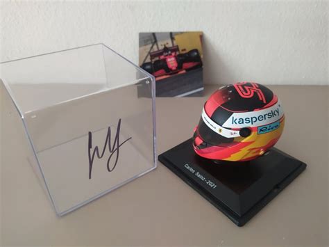 Ferrari - Carlos Sainz Jr - 2021 - Scale 1/5 helmet - Catawiki