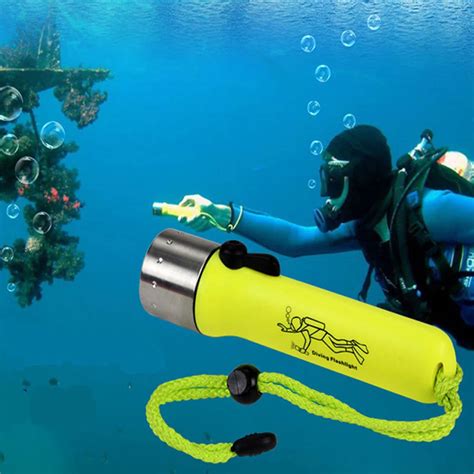 Diving flashlight super bright LED diving light 2000LM Q5 waterproof ...