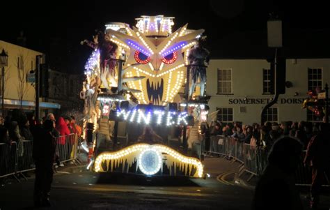 Burnham-On-Sea Carnival 2018: Your complete guide to tonight's procession