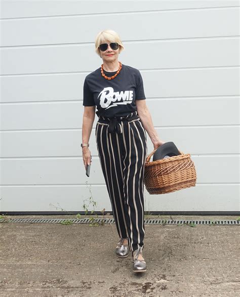 What to Wear For a Picnic: Style Not Age Challenge | Is This Mutton?