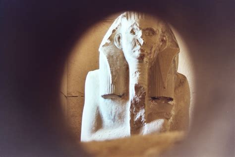 Statue of Djoser in the Serdab | View of a replica of the st… | Flickr